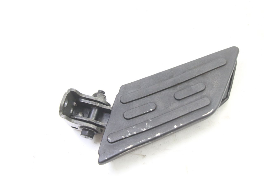 photo de LINKER HINTERER FUßRASTEN PEUGEOT KISBEE 2T 50 (2018 - 2022) - Detailansicht des Bauteils