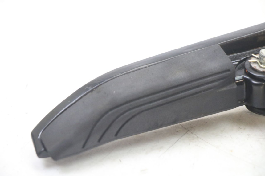 photo de FUSSRASTEN HINTEN LINKS PIAGGIO MP3 500 (2014 - 2017) - Detailansicht des Bauteils