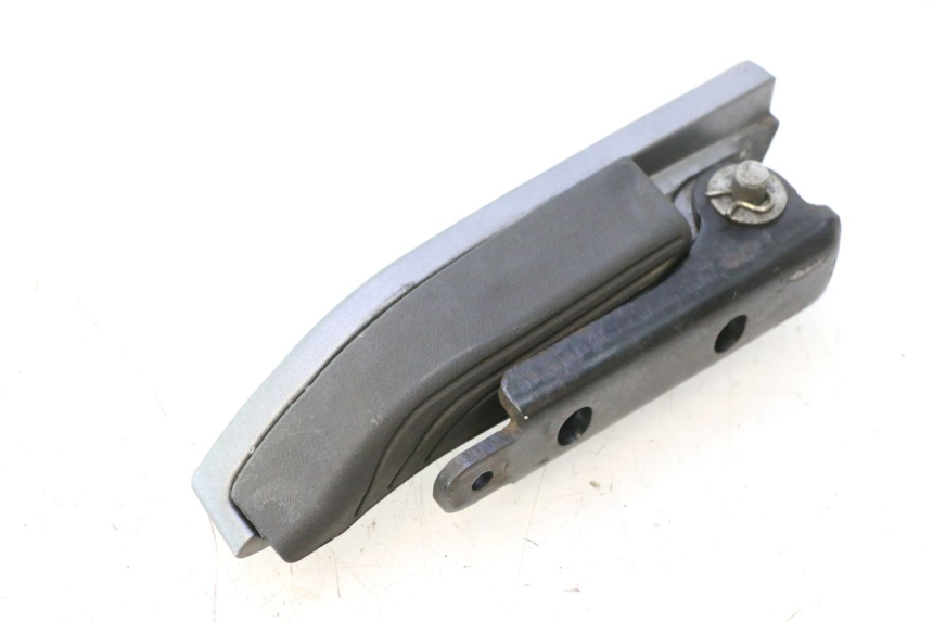 photo de FUSSRASTEN HINTEN LINKS PIAGGIO MP3 500 (2016 - 2018) - Oberflächenzustand und Material