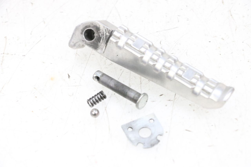 photo de FUSSRASTEN HINTEN LINKS YAMAHA MT-07 MT07 ABS 700 (2018 - 2020) - Detailansicht des Bauteils