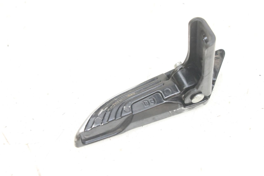 photo de LINKER HINTERER FUßRASTEN PIAGGIO NEW TYPHOON 50 (2018 - 2021) - Detailansicht des Bauteils