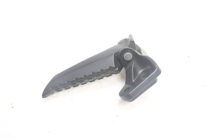 photo de FUSSRASTEN HINTEN LINKS JM MOTORS R-MAX TECH 50 (2024 - 2026) - Alternative Perspektive