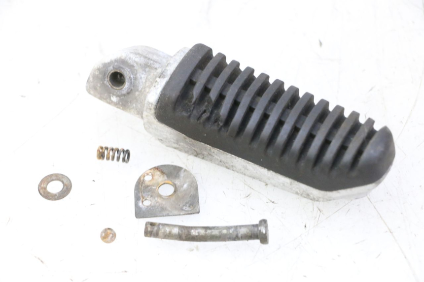 photo de FUSSRASTEN HINTEN LINKS MAG POWER R-STREET 50 (2016 - 2025) - Hauptansicht