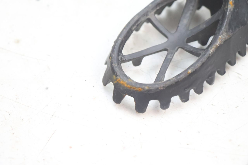 photo de FUSSRASTEN HINTEN LINKS APOLLO RFZ 150 - Alternative Perspektive