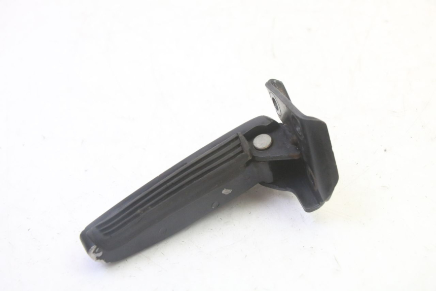 photo de FUSSRASTEN HINTEN LINKS GILERA RUNNER SP 50 (2009 - 2017) - Details der Befestigungspunkte