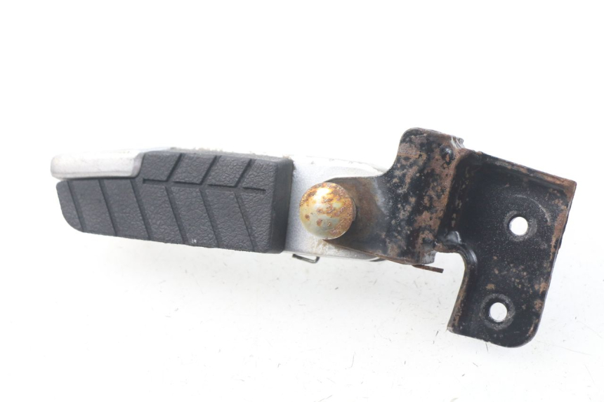 photo de FUSSRASTEN HINTEN LINKS DAELIM S3 125 (2010 - 2017) - Hauptansicht