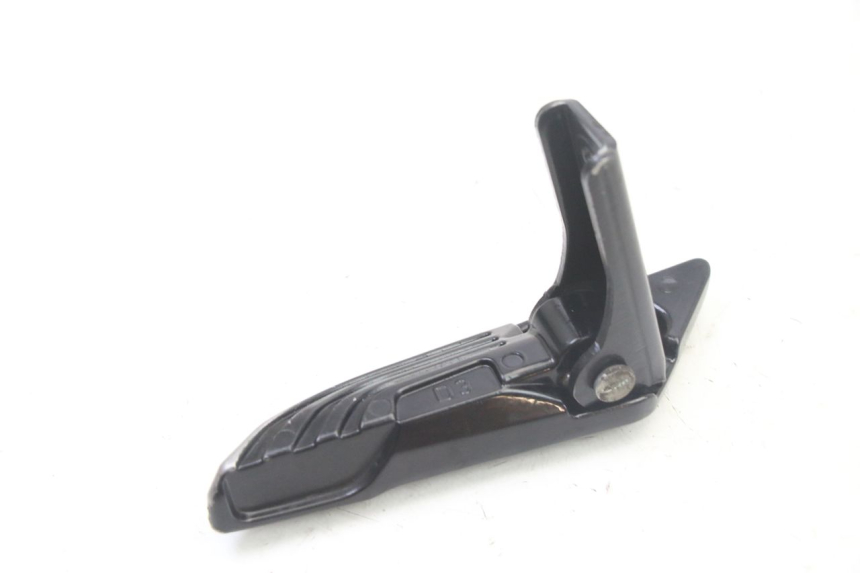 photo de FUSSRASTEN HINTEN LINKS APRILIA SR 2T 50 (2018 - 2022) - Zoom auf Gebrauchszustand