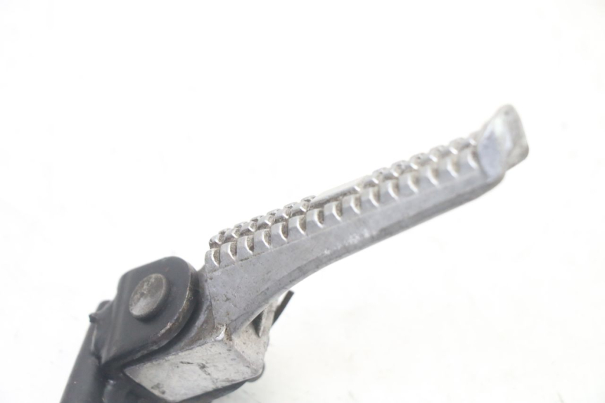 photo de FUSSRASTEN HINTEN LINKS GILERA STALKER 50 (1997 - 2005) - Zoom auf Gebrauchszustand