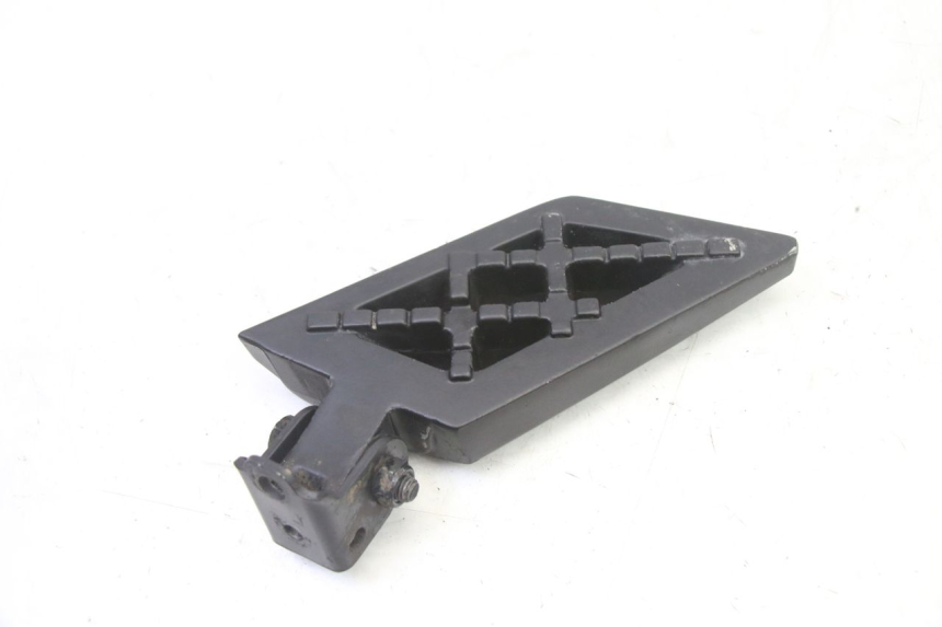 photo de FUSSRASTEN HINTEN LINKS PEUGEOT STREETZONE I NAKED 2T 50 (2018 - 2020) - Zoom auf Gebrauchszustand