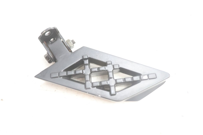 photo de FUSSRASTEN HINTEN LINKS PEUGEOT STREETZONE NAKED 2T 50 (2014 - 2018) - Alternative Perspektive