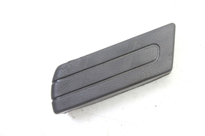 photo de FUSSRASTEN HINTEN LINKS PIAGGIO SUPER LX 125 (2000 - 2003) - Hauptansicht