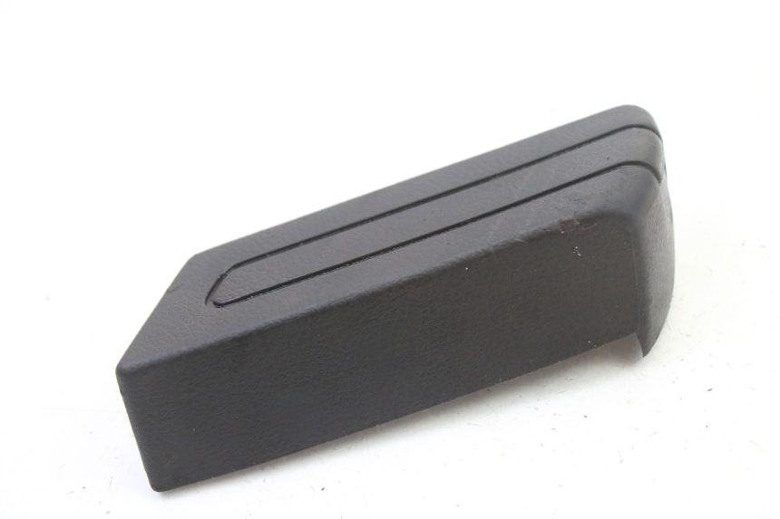 photo de FUSSRASTEN HINTEN LINKS PIAGGIO SUPER LX 125 (2000 - 2003) - Zoom auf Gebrauchszustand