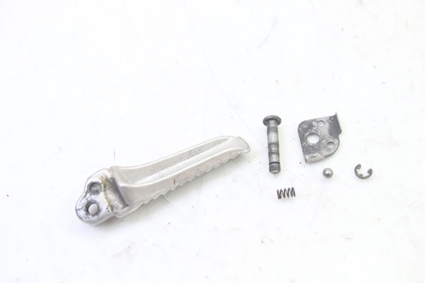 photo de FUSSRASTEN HINTEN LINKS SUZUKI SV S 650 (2003 - 2009) - Technische Nahaufnahme