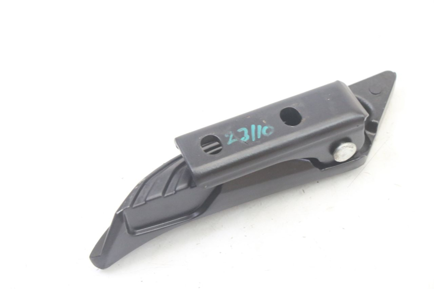 photo de FUSSRASTEN HINTEN LINKS APRILIA SXR 50 (2021 - 2023) - Zoom auf Gebrauchszustand