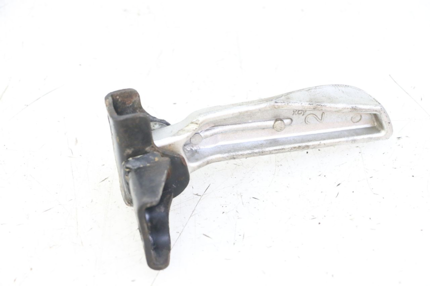 photo de FUSSRASTEN HINTEN LINKS PEUGEOT TWEET PRO CARGO 50 (2018 - 2022) - Details der Befestigungspunkte