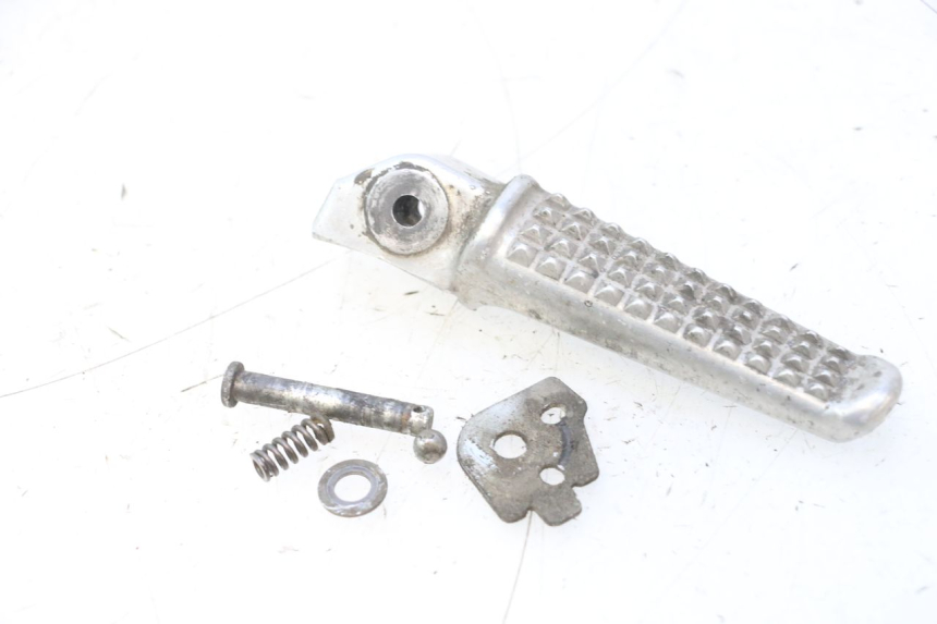 photo de FUSSRASTEN HINTEN LINKS HONDA VFR FI RC46 800 (1998 - 2001) - Hauptansicht