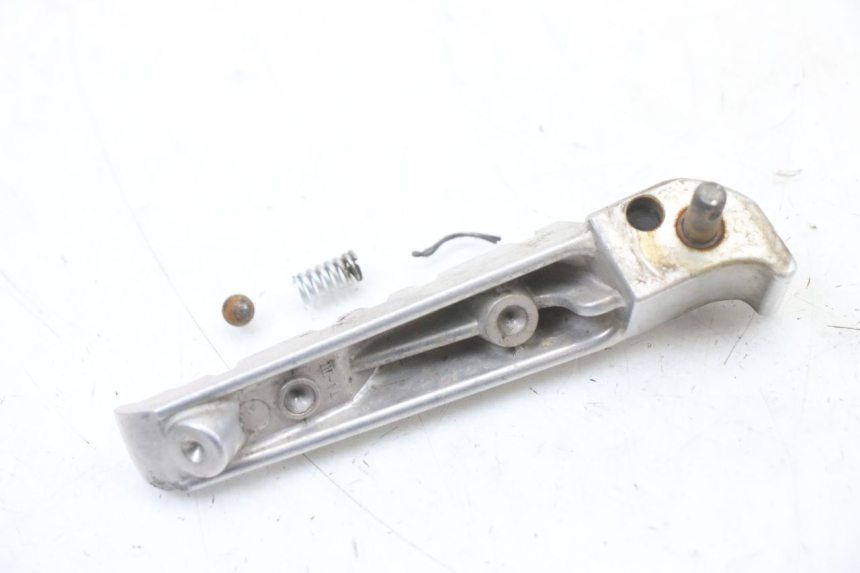 photo de FUSSRASTEN HINTEN LINKS YAMAHA X-MAX XMAX ABS 250 (2010 - 2012) - Alternative Perspektive