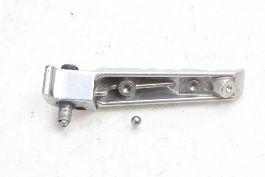 photo de FUSSRASTEN HINTEN LINKS YAMAHA X-MAX XMAX 125 (2010 - 2013) - Alternative Perspektive