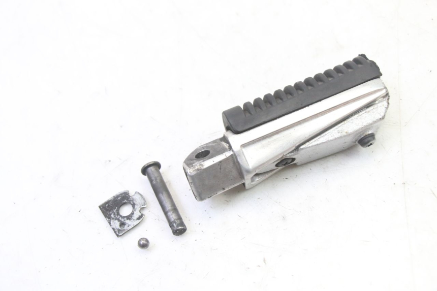 photo de FUSSRASTEN HINTEN LINKS YAMAHA XJ6 ABS 600 (2008 - 2016) - Alternative Perspektive