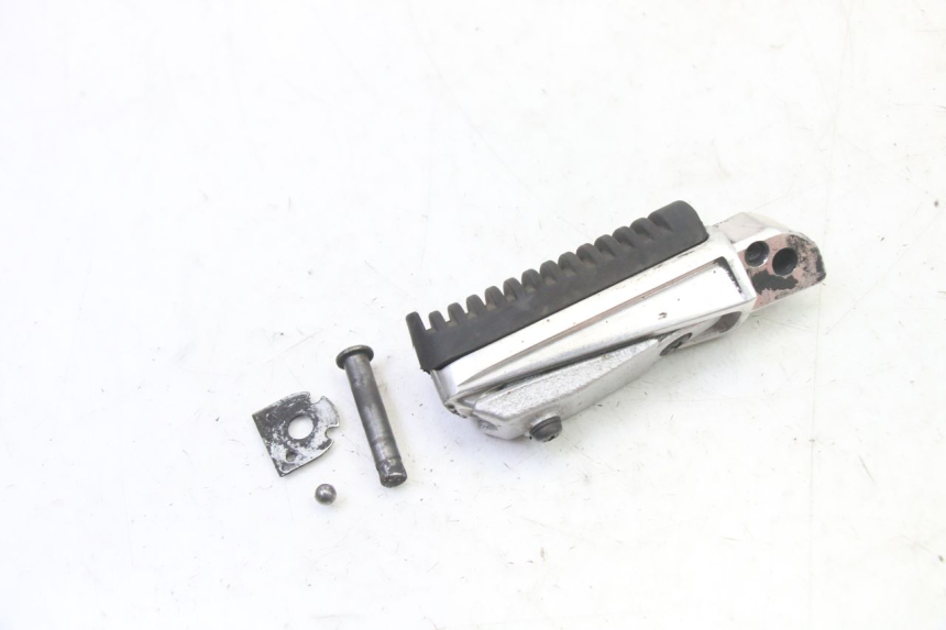 photo de FUSSRASTEN HINTEN LINKS YAMAHA XJ6 ABS 600 (2008 - 2016) - Technische Nahaufnahme