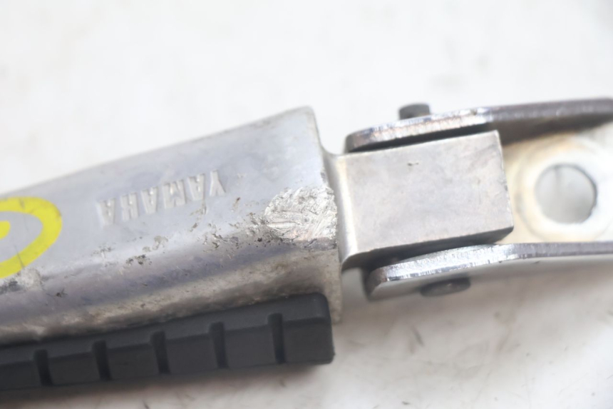photo de FUSSRASTEN HINTEN LINKS YAMAHA XV VIRAGO 535 (1988 - 2004) - Geprüftes Gebrauchtteil