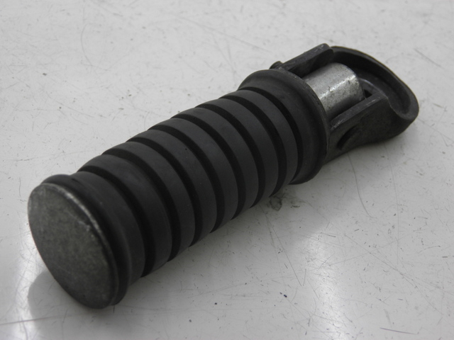 photo de FUSSRASTEN HINTEN LINKS YAMAHA SR 125 (1982 - 2003) - Hauptansicht