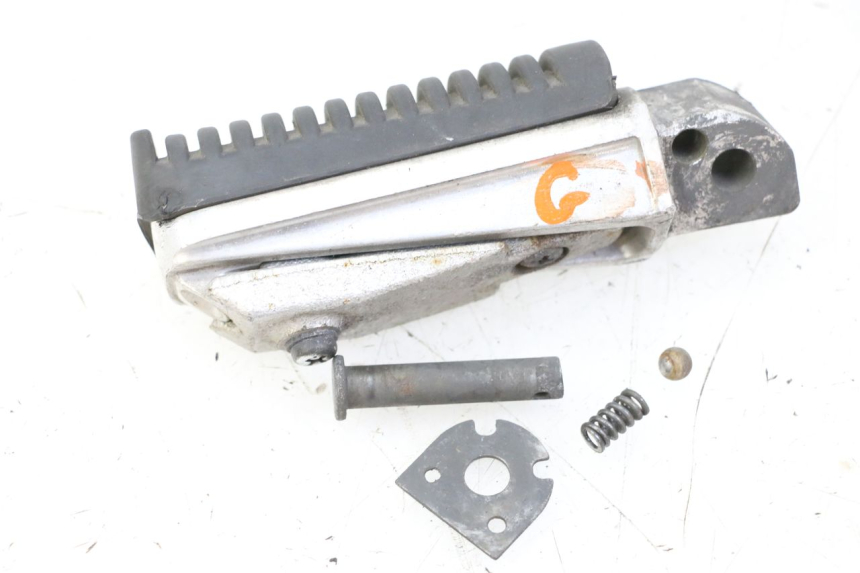 photo de FUSSRASTEN HINTEN LINKS YAMAHA XJ6 600 (2008 - 2016) - Hauptansicht