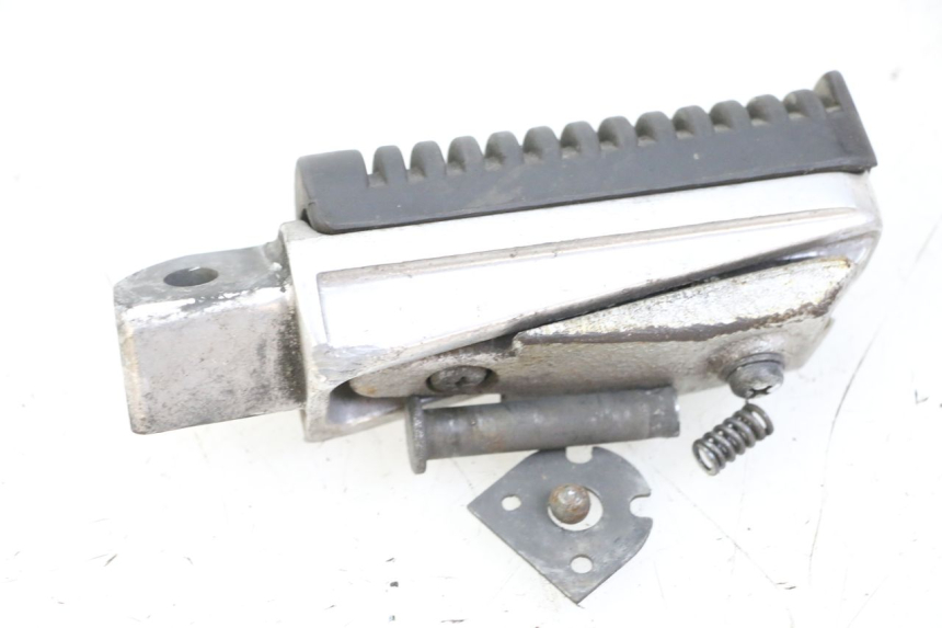 photo de FUSSRASTEN HINTEN LINKS YAMAHA XJ6 600 (2008 - 2016) - Alternative Perspektive