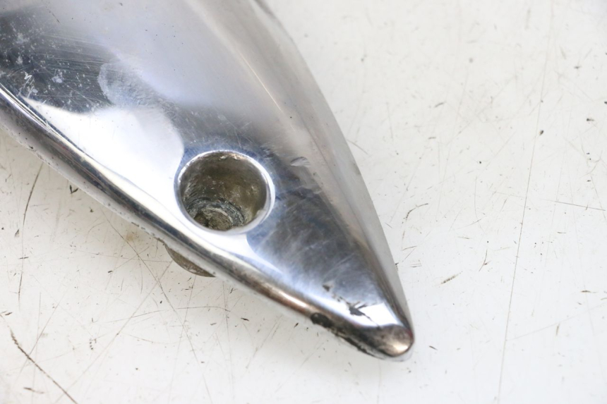 photo de FUSSRASTEN HINTEN LINKS KYMCO ZING 125 (1997 - 2003) - Detailansicht des Bauteils