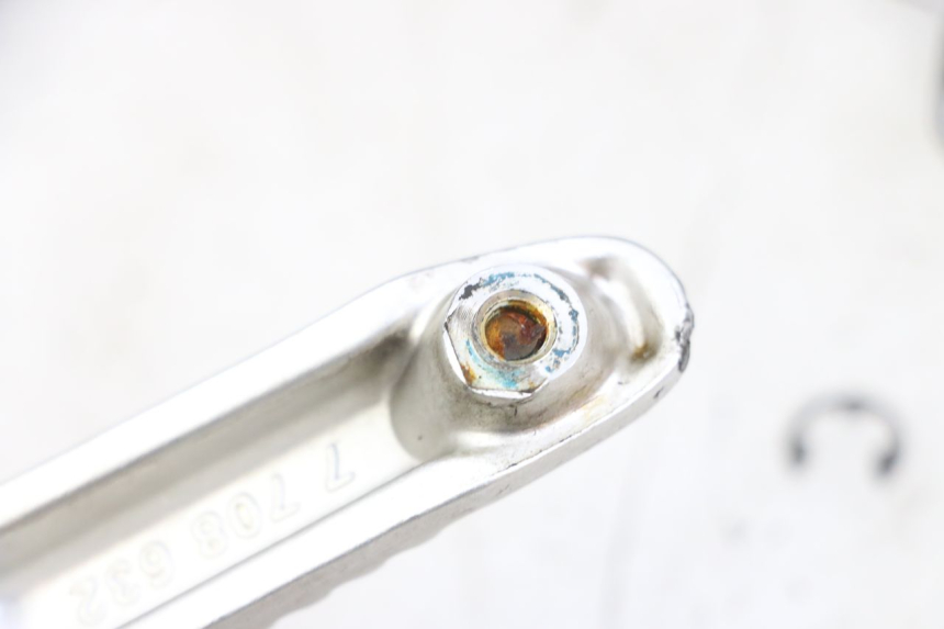 photo de FUSSRASTEN VORN RECHT BMW S RR ABS S1000RR 1000 (2015 - 2018) - Zoom auf Gebrauchszustand