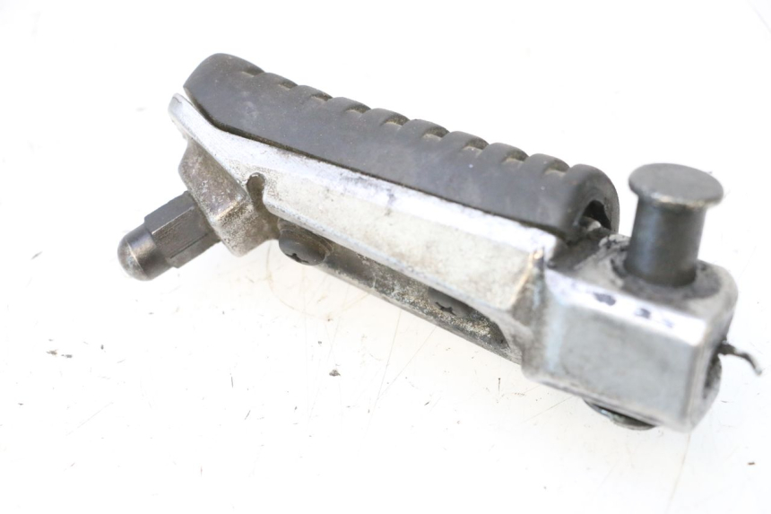 photo de VORDERER RECHTER FUSSRASTENHALTER KAWASAKI ER-6 ER6 F ABS 650 (2012 - 2016) - Alternative Perspektive