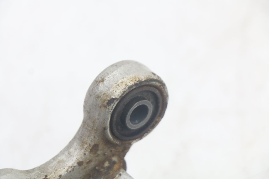 photo de RECHTER VORDERER FUßRASTEN YAMAHA FJ 3CX 1200 (1986 - 1996) - Zoom auf Gebrauchszustand