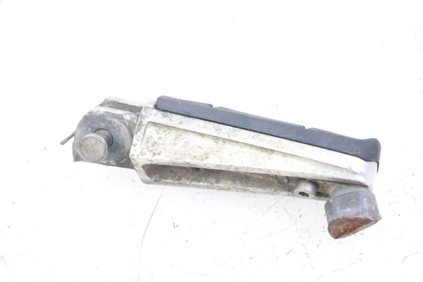 photo de FUSSRASTEN VORN RECHT YAMAHA FJR ABS 1300 (2006 - 2012) - Zoom auf Gebrauchszustand