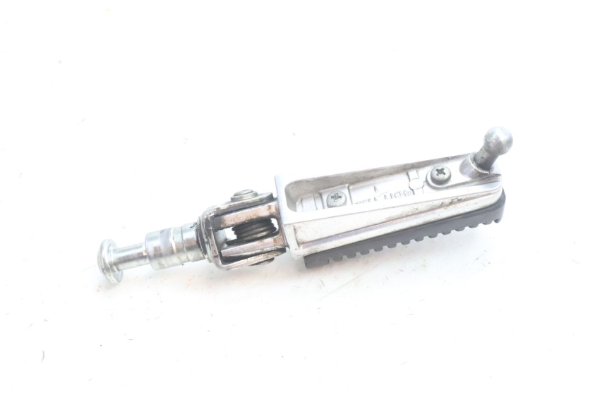photo de FUSSRASTEN VORN RECHT YAMAHA FZ8 800 (2010 - 2016) - Alternative Perspektive