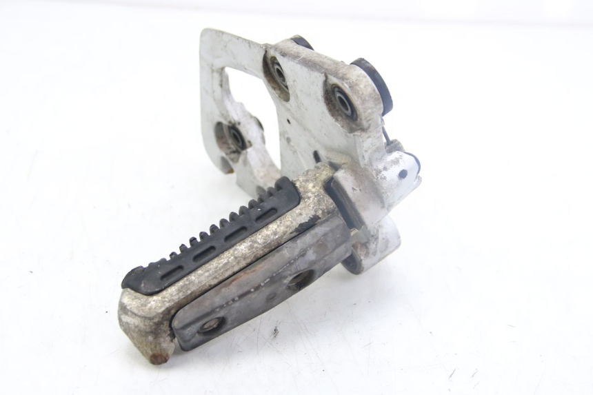 photo de RECHTER VORDERER FUßRASTEN SUZUKI GSX-F GSX  F 1100 (1988 - 1994) - Detailansicht des Bauteils