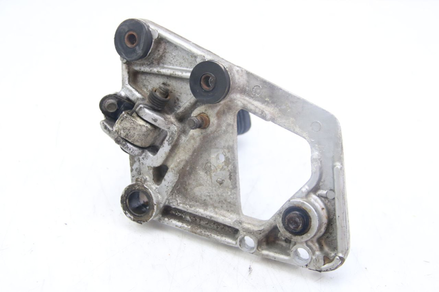 photo de RECHTER VORDERER FUßRASTEN SUZUKI GSX-F GSX  F 1100 (1988 - 1994) - Alternative Perspektive