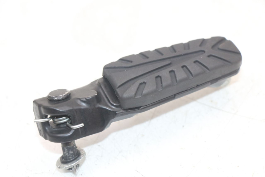 photo de FUSSRASTEN VORN RECHT HUSQVARNA SVARTPILEN 401 (2018 - 2023) - Detailansicht des Bauteils