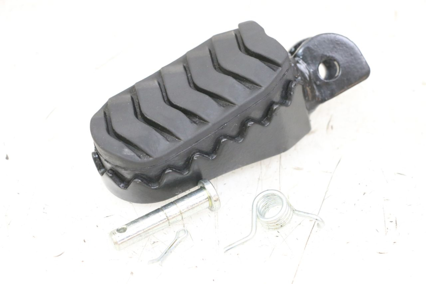 photo de FUSSRASTEN VORN RECHT ROYAL ENFIELD SCRAM 411 (2022 - 2024) - Hauptansicht