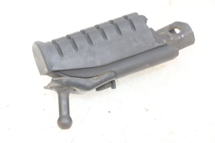 photo de RECHTER VORDERER FUßRASTEN DAELIM VJ ROADWIN FI 125 (2008 - 2017) - Technische Nahaufnahme