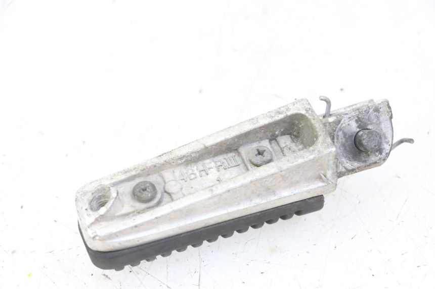 photo de FUSSRASTEN VORN RECHT YAMAHA XJ6 ABS 600 (2008 - 2016) - Technische Nahaufnahme