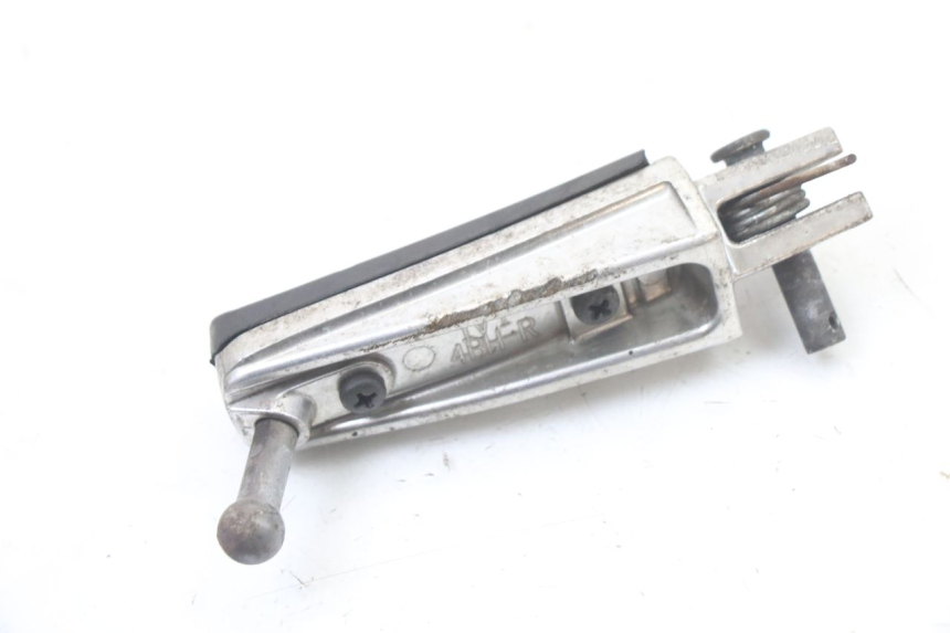 photo de FUSSRASTEN VORN RECHT YAMAHA FZ6 FAZER S2 600 (2007 - 2011) - Alternative Perspektive