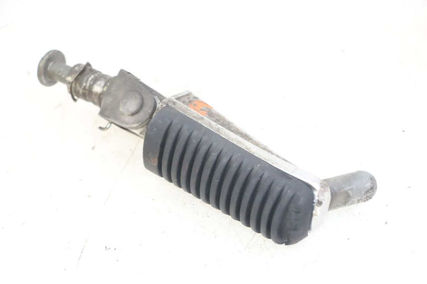 photo de RECHTER VORDERER FUßRASTEN YAMAHA FZS FAZER 600 (2001 - 2003) - Hauptansicht