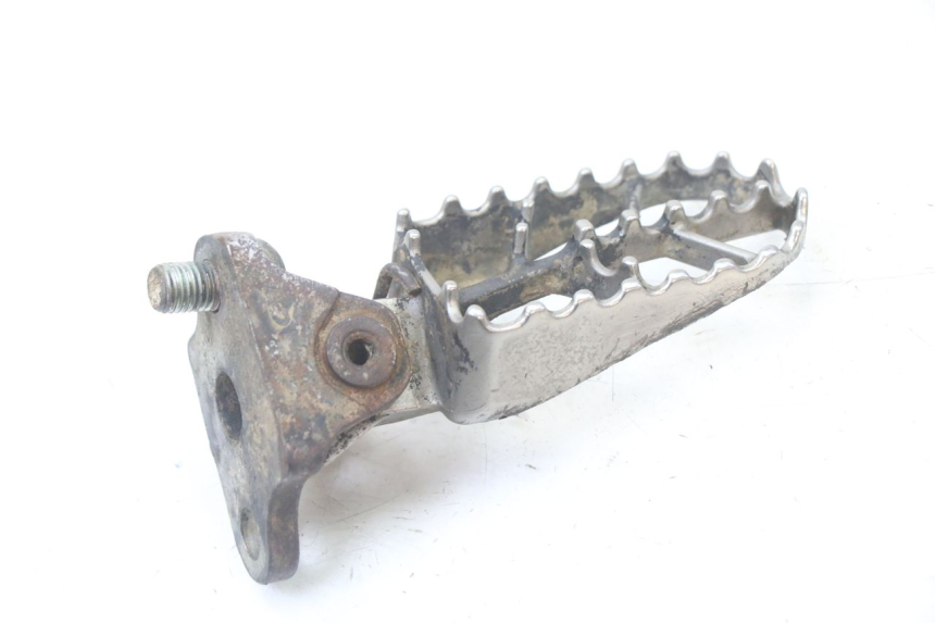 photo de FUSSRASTEN VORN RECHT YAMAHA YZ-F YZF 250 (2007 - 2013) - Detailansicht des Bauteils