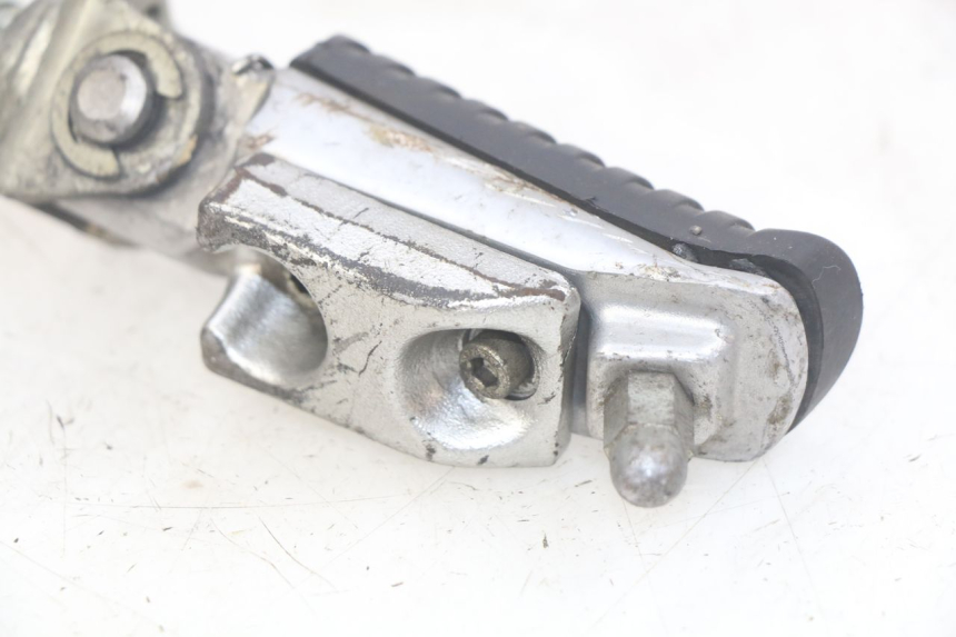 photo de RECHTER VORDERER FUßRASTEN KAWASAKI Z 750 (2007 - 2013) - Alternative Perspektive