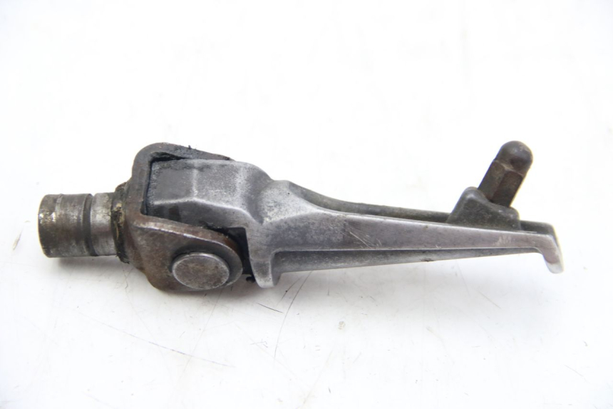 photo de RECHTER VORDERER FUßRASTEN KAWASAKI ZX-6R ZX6R 600 (1995 - 1997) - Zoom auf Gebrauchszustand