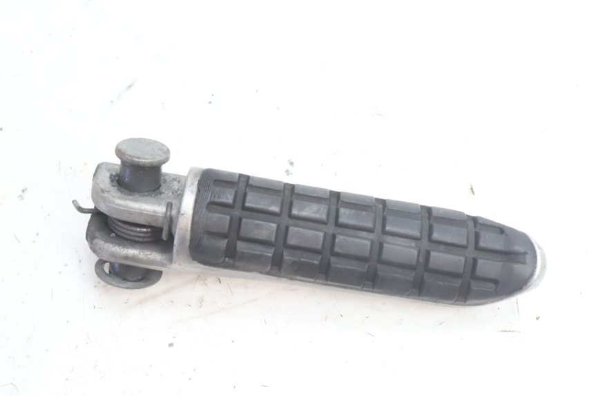 photo de FUSSRASTEN VORN RECHT KAWASAKI ZZR 600 (1995 - 2004) - Detailansicht des Bauteils