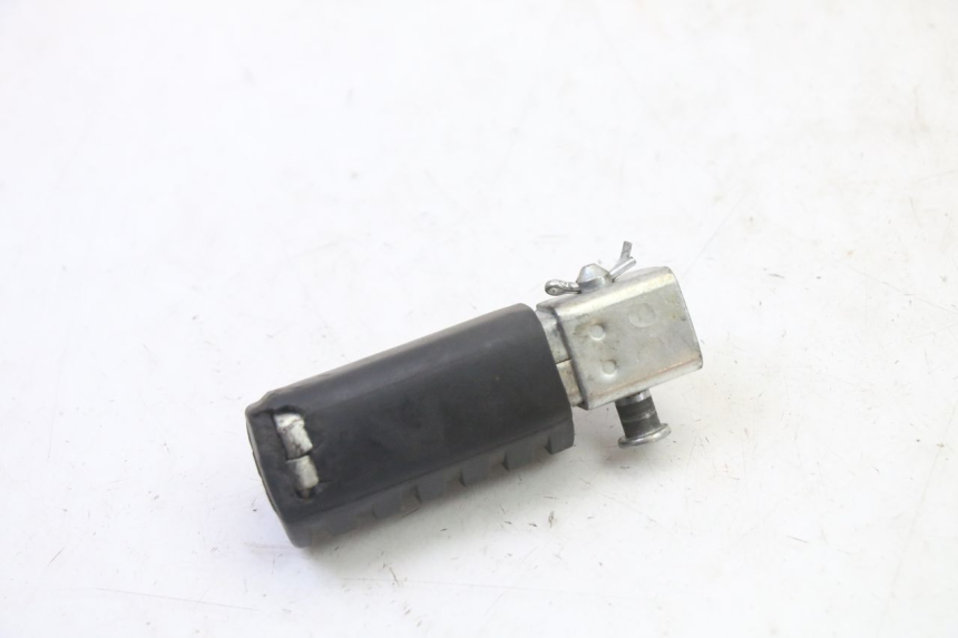 photo de FUSSRASTEN VORN LINKS YAMAHA PW 50 (1984 - 2025) - Technische Nahaufnahme