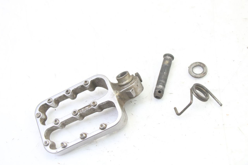 photo de FUSSRASTEN VORN LINKS KTM SUPERENDURO R 950 (2005 - 2009) - Hauptansicht