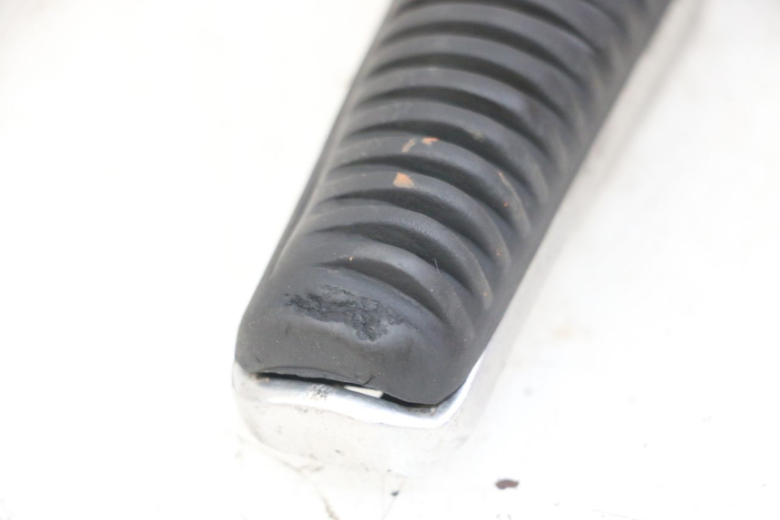 photo de LINKER VORDERER FUßSTÜTZE YAMAHA FZS FAZER 600 (2001 - 2003) - Details der Befestigungspunkte