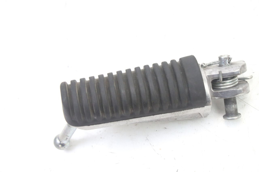 photo de FUSSRASTEN VORN LINKS YAMAHA TRACER 7 700 (2020 - 2024) - Detailansicht des Bauteils